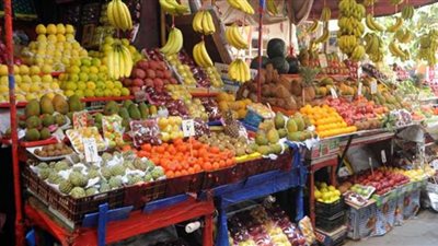 أسعار الفاكهة في الأسواق.. الخوخ بـ 4.5 جنيه