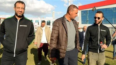 خولييت بتابع مباراة زمالك 2008 ومصر المقاصة