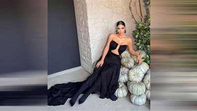 لا تتخلى عن الأسود.. كيم كارداشيان تبرز أنوثتها بلوك مميز عبر إنستجرام (صور)