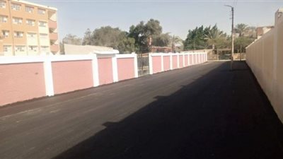 رصف شوارع منطقة الخدمات فى القصاصين بالاسماعيلية