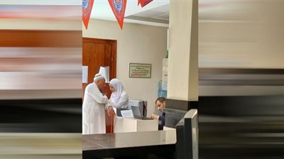 مديرية التموين والصحة تتصدى لفيروس كورونا تطعيم المئات من المواطنين بالاسكندرية