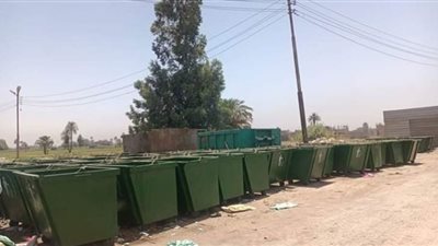 توزيع 25 صندوق لجمع القمامة بشوارع مدينة دشنا