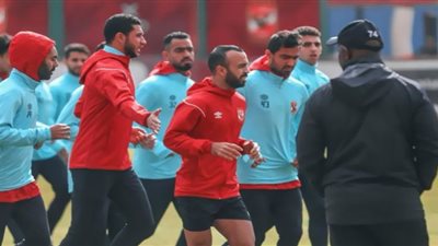 موسيماني يُحاضر للاعبي الأهلى قبل مواجهة الإسماعيلي بكأس الرابطة