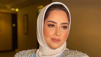 الريش والكريستال بديلاً للورد| نور على تكشف أفكاراً جديدة لبوكيه العروسة في الزفاف