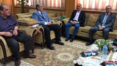 لجنة التميز البيئى تختتم جولاتها بالهندسة الإلكترونية بمنوف