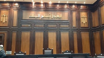 وصول محامي كريم الهواري المتهمين بإتلاف كاميرات حادث الشيخ زايد للمحكمة