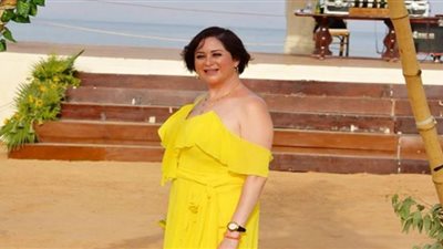 مى نور الشريف تتصدر التريند بإطلالتها في حفل زفاف دنيا عبد العزيز (صور)