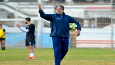 مدحت عبدالهادي يعقد جلسة مع نبيه وأشرف
