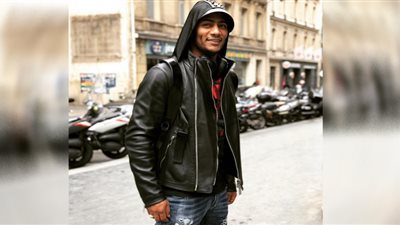 محمد رمضان في شوارع القاهرة بسبب 