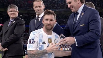 ميسي يفوز بجائزة أفضل لاعب في نهائي فيناليسيما