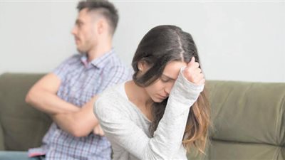 خبراء: الأمراض النفسية تحاصرهن.. بسبب تقاعس الرجال