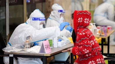 الصين تسجل 129 إصابة جديدة بفيروس كورونا