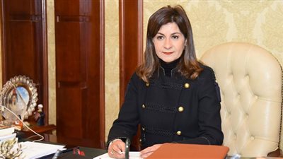 نبيلة مكرم تستعرض الجهود المبذولة لجذب رجال الأعمال المصريين بالخارج للاستثمار في مصر