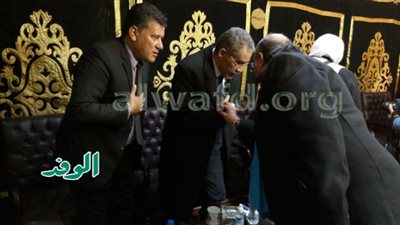 نقيب الصحفيين يشارك في عزاء الإعلامي الراحل وائل الإبراشي