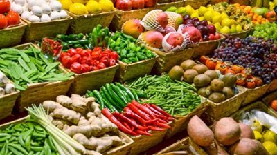 إنخفاض أسعار الخضروات والفاكهة بأسواق الإسماعيلية