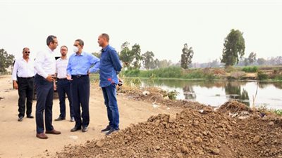 محافظ الغربية يتفقد أعمال التطوير بمصنع تدوير القمامة