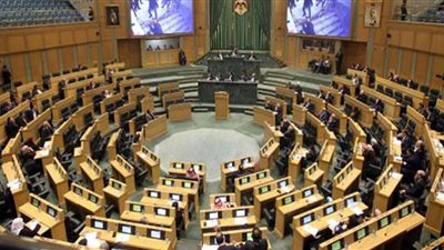 مجلس النواب الأردني يجمد عضوية النائب حسن الرياطي