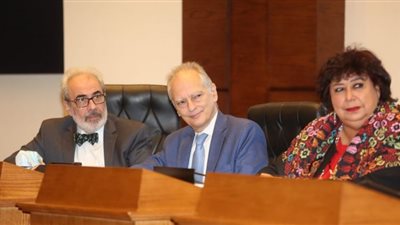وزيرة الثقافة تعلن تفاصيل فعاليات الدورة ٥٣ من معرض القاهرة الدولي للكتاب