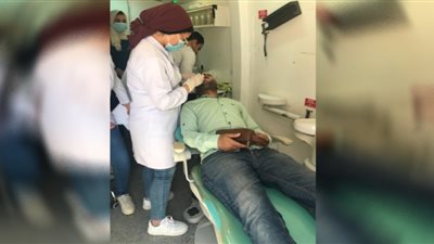 وكيل صحة البحر الأحمر يتابع أعمال القافلة الطبية بالغردقة