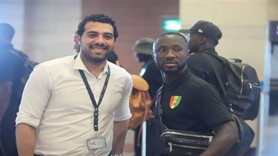استعدادًا لمواجهة مصر.. وصول بعثة منتخب غينيا مطار القاهرة