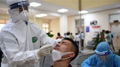 فيتنام تسجل أول 3 إصابات محلية بمتحور كورونا 