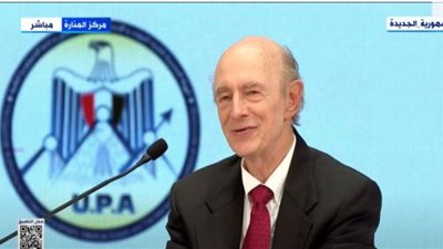 مكتشف فيروس سي: هدفنا تطبيق تجربة مصر في القضاء على الوباء بالدول الإفريقية