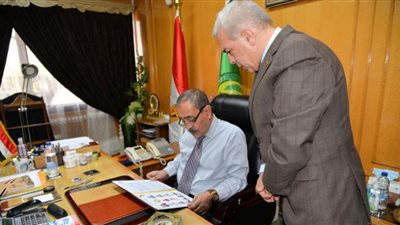 محافظ الإسماعيلية يعتمد نتيجة الشهادة الإعدادية بنسبة نجاح 74.18%