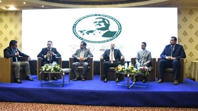 محافظ بني سويف يشارك في فعاليات الندوة الحوارية حول التجربة المصرية لتمكين الشباب