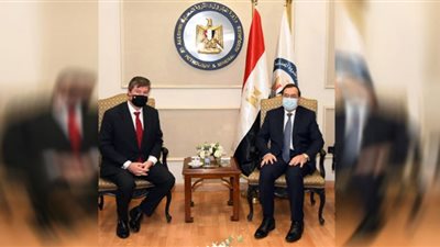 تقارب مصري - بلجيكي في نشاطي الغاز الطبيعي والبترول