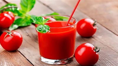 يقي من مرض قاتل.. فائدة مذهلة لشرب عصير الطماطم