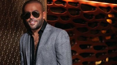 أغاني مصوّرة.. تامر عاشوريطرح ألبوم 