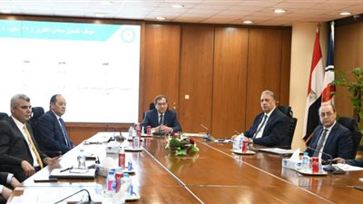 استقبال أول ناقلة بوتاجاز في رصيف الشركة المتحدة للمشتقات بميناء دمياط