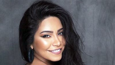 شيرين بدون مكياج في أحدث ظهور لها: وحشتوني