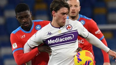 مهاجم فيورنتينا يشعل الصراع بين آرسنال ويوفنتوس (فيديو)