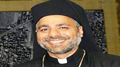 الأنبا عمانوئيل عياد يشكر جهود راعي الكنيسة بالغردقة وراهبات قلب يسوع