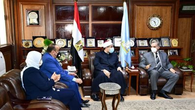 محافظ كفر الشيخ يشيد بجهود وزارة الأوقاف دعويًّا واجتماعيًّا