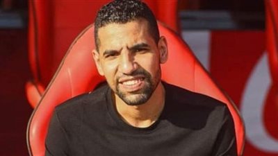 شاهد.. الخطيب يدعم مؤمن زكريا قبل السفر لتلقي العلاج