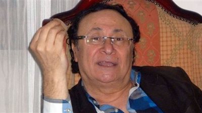 النقيب يتدخل.. القصة الكاملة لطرد المخرج مراد منير من شقته