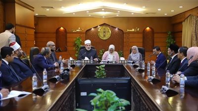 وكيل الأزهر يوقع تجديد بروتوكول تعاون مع وزارة التربية والتعليم الماليزية