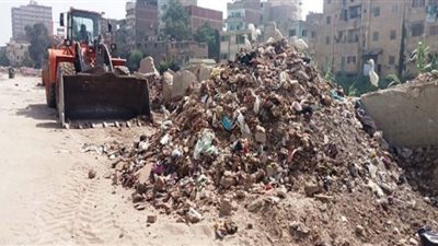 الشرقية: رفع تراكمات القمامة ومخالفات البناء بطريق التربية النوعية
