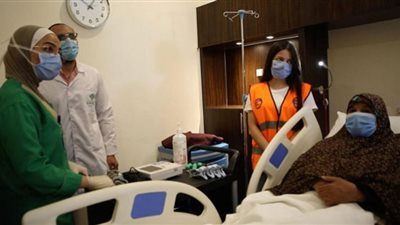 وزيرة التضامن توجه بصرف مساعدة مالية عاجلة لمسنة عمرها 100 عام بالشرقية