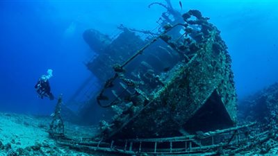 كولومبيا تعثر على كنز في البحر يقدر قيمته بـ 20 مليار دولار (فيديو)