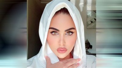 مي سليم تعتمد الأصفر في شتاء 2022 وتخطف الأنظار عبر إنستجرام