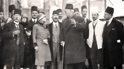 أستاذ تاريخ: سعد زغلول من أكثر الشخصيات كاريزما في القرن العشرين