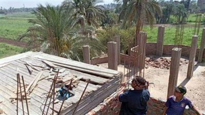 إيقاف أعمال بناء دون ترخيص بقرية السمطا بقنا