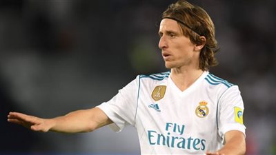 رسميًا: ريال مدريد يجدد عقد مودريتش