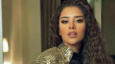 لن تصدق سعر الفستان.. بلقيس فتحي تفاجيء متابعيها باللوك الثاني من حفلتها الأخيرة (صور)