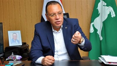 محافظ الشرقية يتابع أخر المستجدات بملف تقنين أراضي أملاك الدولة