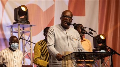 بوركينا فاسو تُعلن إقالة الرئيس وإغلاق حدود البلاد (تفاصيل)