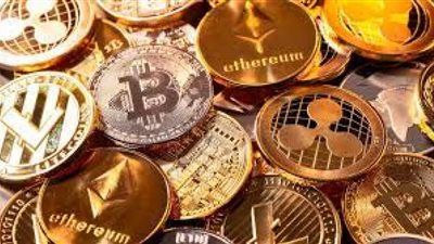 حقيقة أم «افتكاسة».. العملات المشفرة في مرمى النقد